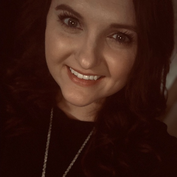 Meet your Posher, Katie - Picture 1 of 1